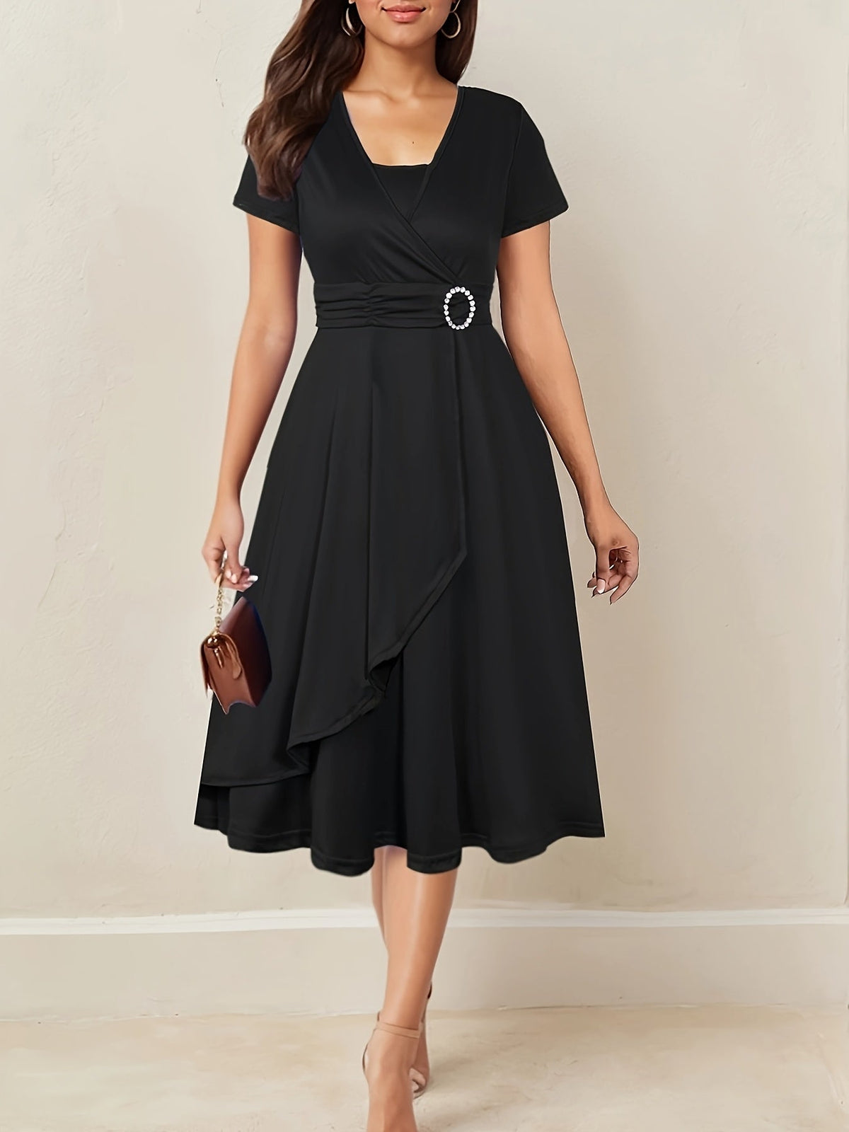 Hilda™ - Elegantní večerní šaty s kamínkovým V-výstřihem