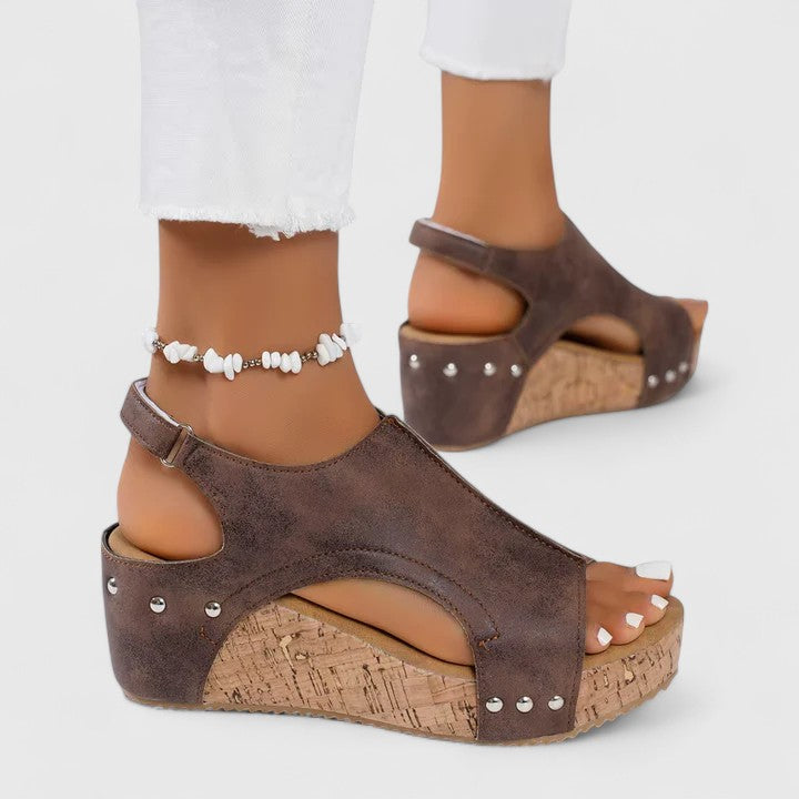 Jolyna® | Ortopedické sandály