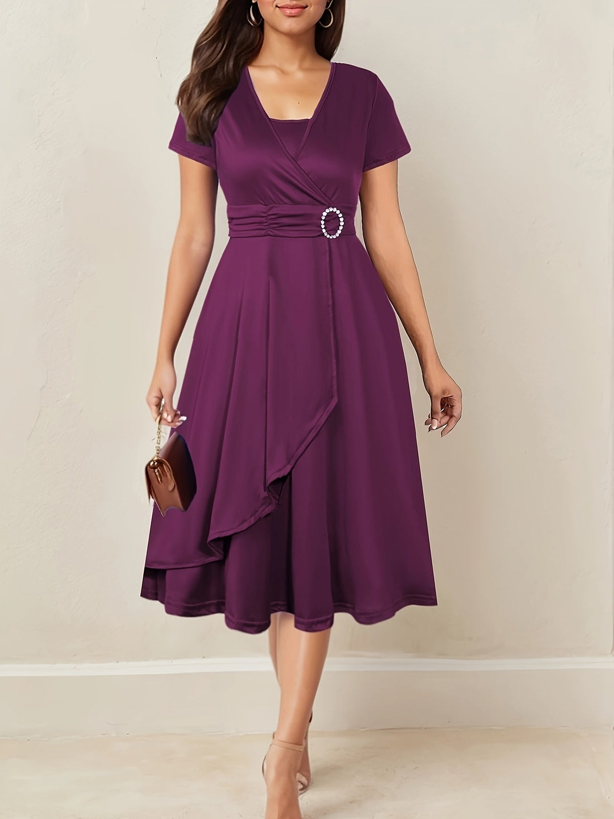 Hilda™ - Elegantní večerní šaty s kamínkovým V-výstřihem